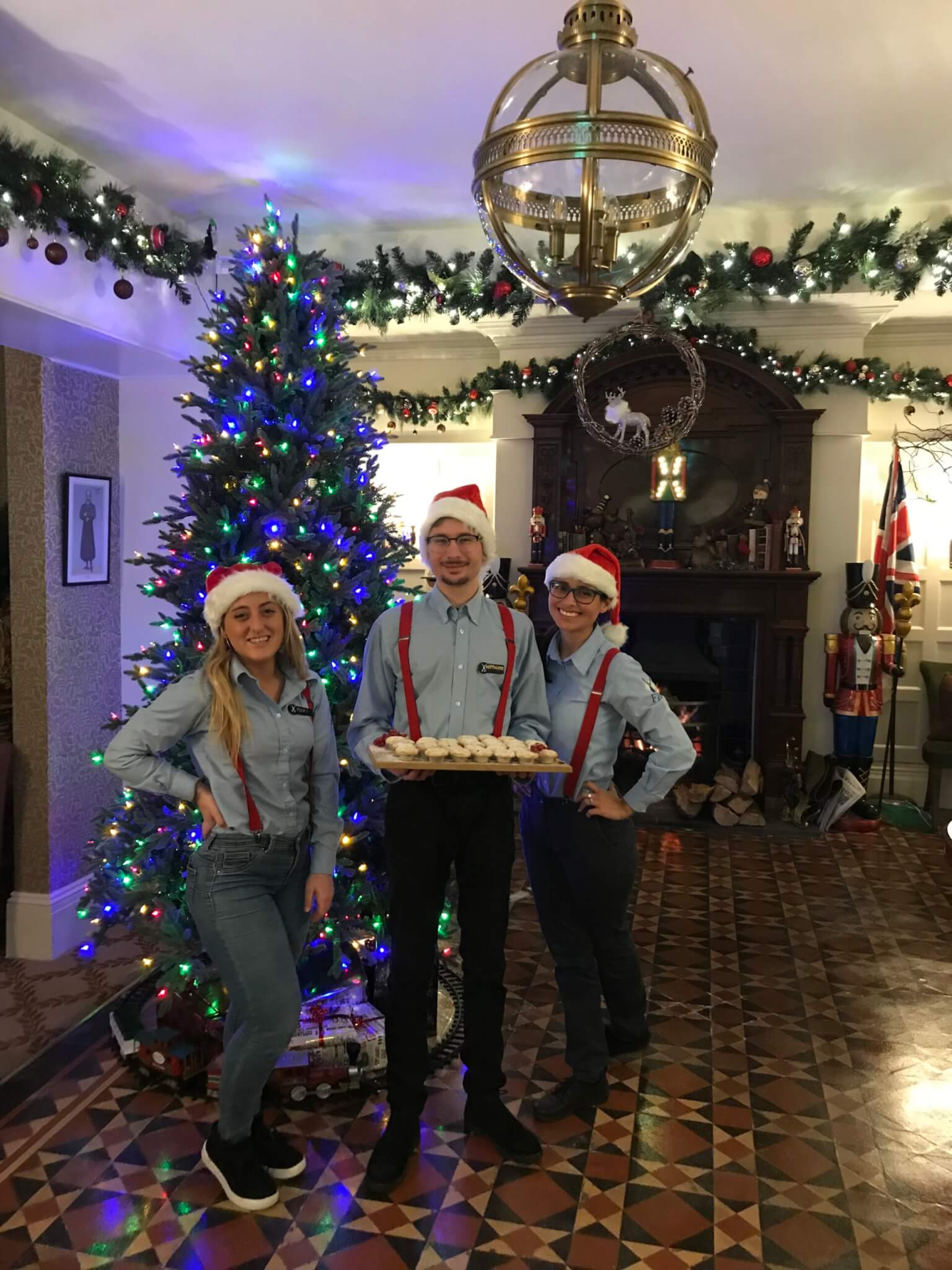 christmas pub and hotel bookings scaled